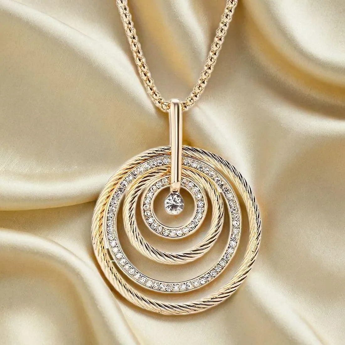 18K Gold-Plated Retro Style Stainless Steel Pendant Golden Pendant Necklace