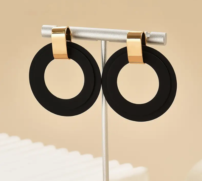 Classy Dangle Earrings Plated Black Circle Design